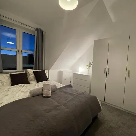 Carvetii - Edward House D - 2 Dbl Bed 2Nd Floor Flat Apartment Dunfermline Exterior photo